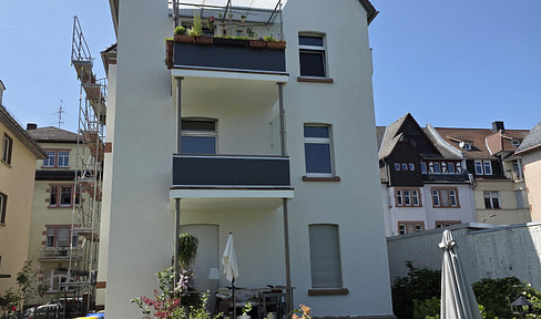 Charmante 3,5 Zimmer-Dachgeschosswohnung mit gehobener Innenausstattung in Friedberg