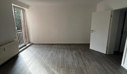 Renovated 2 room apartment Barmbek-Süd | 60sqm | suitable for shared flat