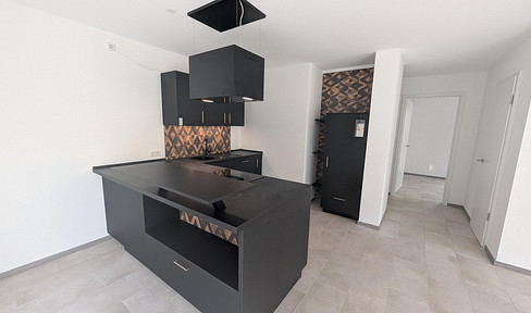 Tolle Neubauwohnung mit Terrasse, Garten und Wallbox – Erstbezug in ruhiger Lage von Würzburg