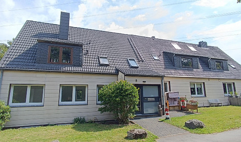 Attractive multi-family house in idyllic secluded location, large plot - commission-free, factor 15
