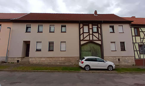 Ländliches Anwesen/Wohnen für Generationen in Nägelstedt