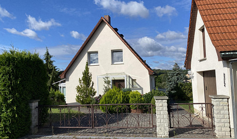 Einfamilienhaus - Liebhaberobjekt mit Blick - bei Pirna