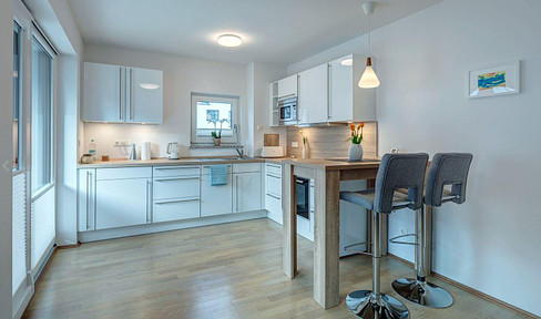 Central, quiet first floor apartment with terrace right next to Allach S-Bahn station