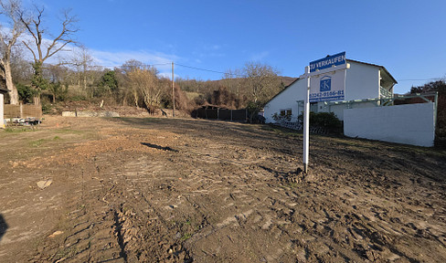 Building plot with a positive preliminary inquiry, priced 15% below the land value! No buyer's commission!