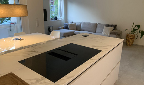 Möblierte Neubau-Maisonette-Wohnung zentral am Wasser