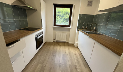 Completely renovated 2.5-room apartment with EBK, balcony and garage in Neckargemünd