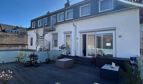 Exclusive city apartment with spacious roof terrace in Darmstadt's pedestrian zone
