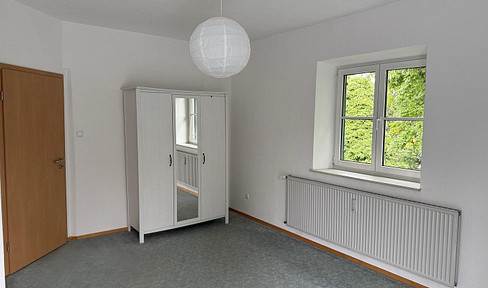 2 Zimmer-Wohnung mit Wintergarten ideal für WG/Pärchen,  verkehrsgünstig