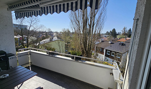 Sonniges Schmuckstück 4 Zi. mit Kamin u. Balkon