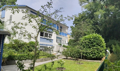 in Darmstadt Steinbergviertel Spacious two-family house with beautiful garden
