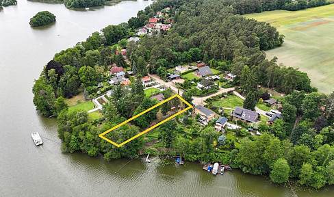 Waterfront property on the town lake in Templin