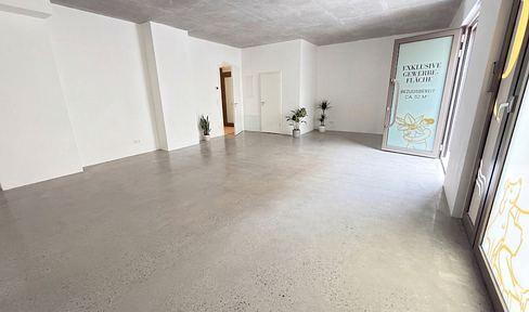 First occupancy & commission-free! Modern commercial unit in Akazienkiez - ideal for practice or office H9-32