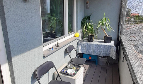 From private : modernized 2-room apartment 55,64m² (rented) with balcony