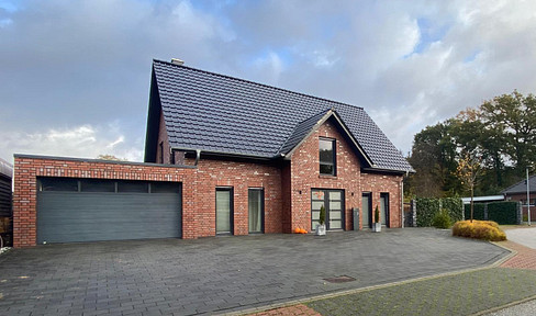 Großzügiges Einfamilienhaus in ruhiger Lage( ohne Makler)