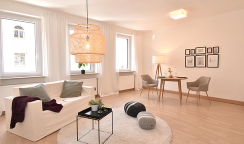Beautiful, vacant 1-2 room apartment in a popular location, commission-free!