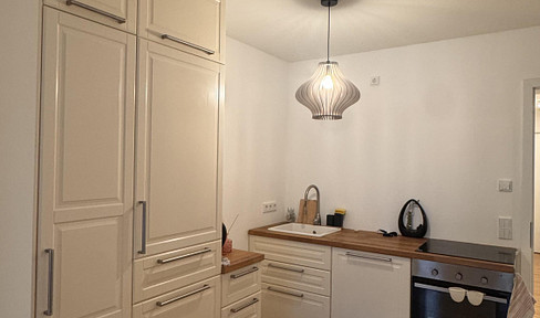 🏠m Interim rental in Schwabing: 1-room apartment with balcony & fitted kitchen (08-10/25)