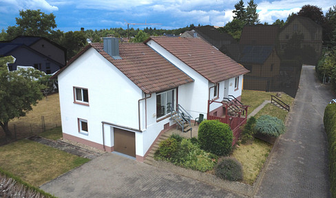 Detached, cultivated EFH 163sqm, Kaiserslautern-Dansenberg, freehold plot 742sqm