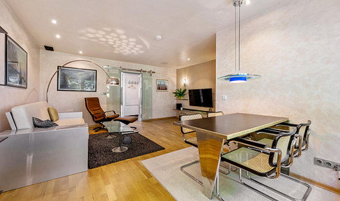 High-quality fully furnished 2-room apartment with lux. Balcony and garage in Düsseldorf