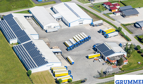 Hallen und umzäunte Freiflächen