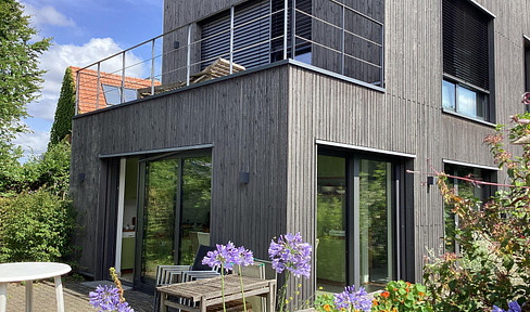 Modern, energy-efficient, barrier-free detached house in a prime location in Krefeld Hüls