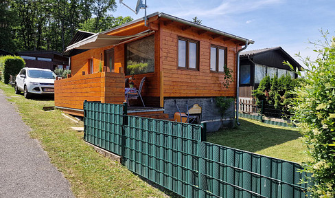 Seehaus mit Terrasse
