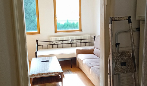 HELLE  1,5  ZIMMER WOHNUNG
