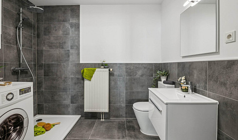 Bright + ready-to-occupy apartment with underground parking space *** commission-free ***