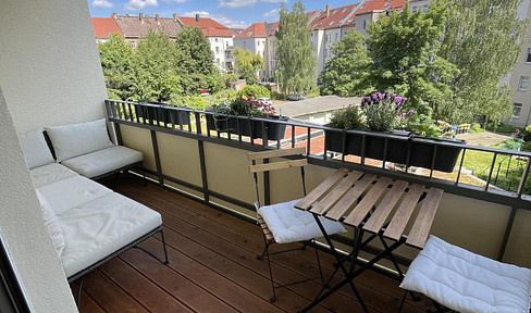 Bright and modern 4-room condominium for sale