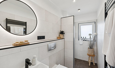 Freshly renovated 4-room apartment in Lichtenberg