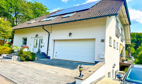 Spacious, 6-room detached house with upmarket interior in Overath. FREE OF BROKERAGE !!!