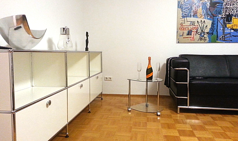 TOP LOCATION WEST END: FULLY FURNISHED 2-ROOM / kitchen / bathroom / hallway / 7 m² SOUTH-facing BALCONY overlooking the garden