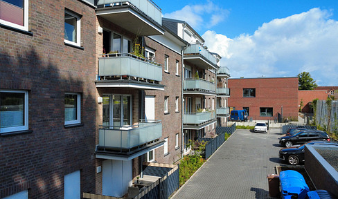 Modern 2-room new-build apartment with balcony & underground parking in a central location in Pinneberg