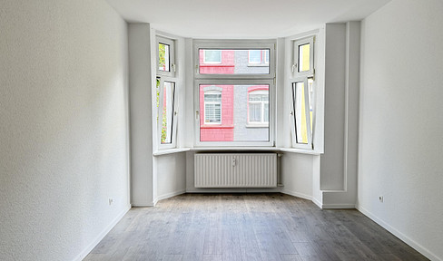Bright 3-room apartment with balcony in a quiet location in Hagen, first occupancy after complete refurbishment