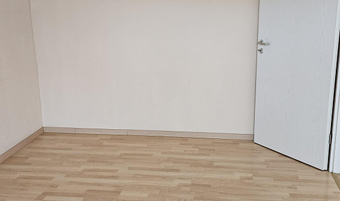 Shared room in Rosbach to let with immediate effect