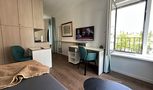 . "Fritz Tower - Premium Living in the heart of Berlin. All-inclusive