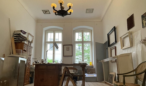 Studio/ workshop/ office