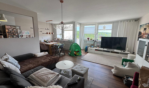 Modern 3-room apartment - *without commission*