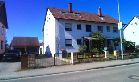 2 Familienhaus mit großen Grundstück Option für weiteren Neubau