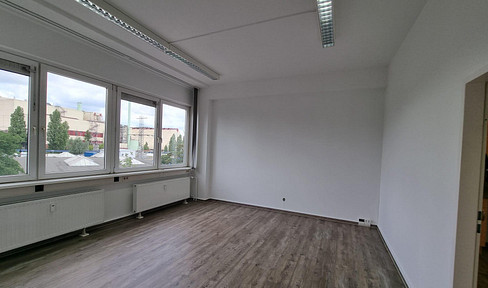 Air-conditioned, renovated, with fiber optic connection - bright office in HH-Billbrook