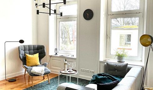 Exclusively furnished 4-room apartment in premium location | walking distance to university, Alster & Jungfernstieg | with internet