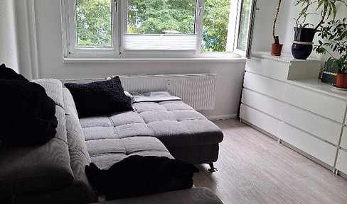 Available 3-room apartment in Berlin-Treptow/Plänterwald - commission-free -