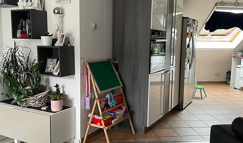 Spacious 4-room apartment with 2 bathrooms and guest WC in Wuppertal-Barmen