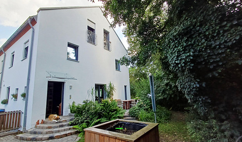 Prime location in Dorfen: Living between nature reserve and city center