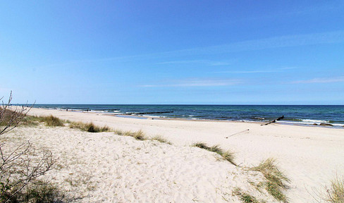 Vacation apartment with private beach access