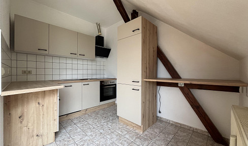 3-room apartment on the top floor with balcony and EBK