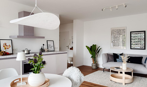 First occupancy after renovation - commission-free 3-room apartment with balcony and garage