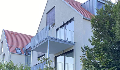 As good as new 4.5-room apartment & top location in Stuttgart-Vaihingen near underground/subway & Schwabengalerie