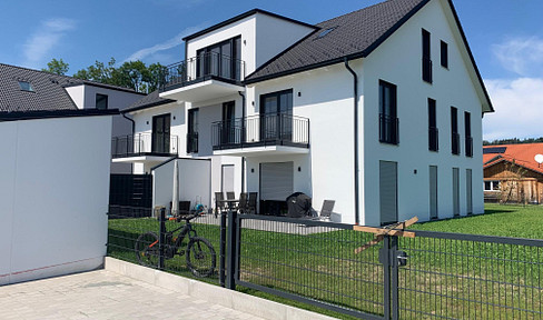 Erstbezug mit Fernblick - Ruhige, helle 3-Zimmer-Wohnung mit Südwest-Balkon und 2 Stellplätze
