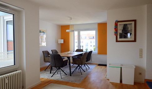 Light-flooded 4.5 maisonette apartment with two balconies in Diezenhalde (Böblingen)