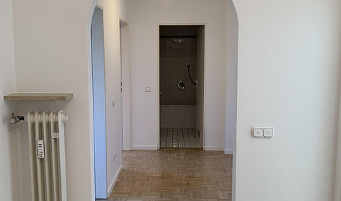 Terrassenwohnung mit Flair- Licht und Raum zum Leben